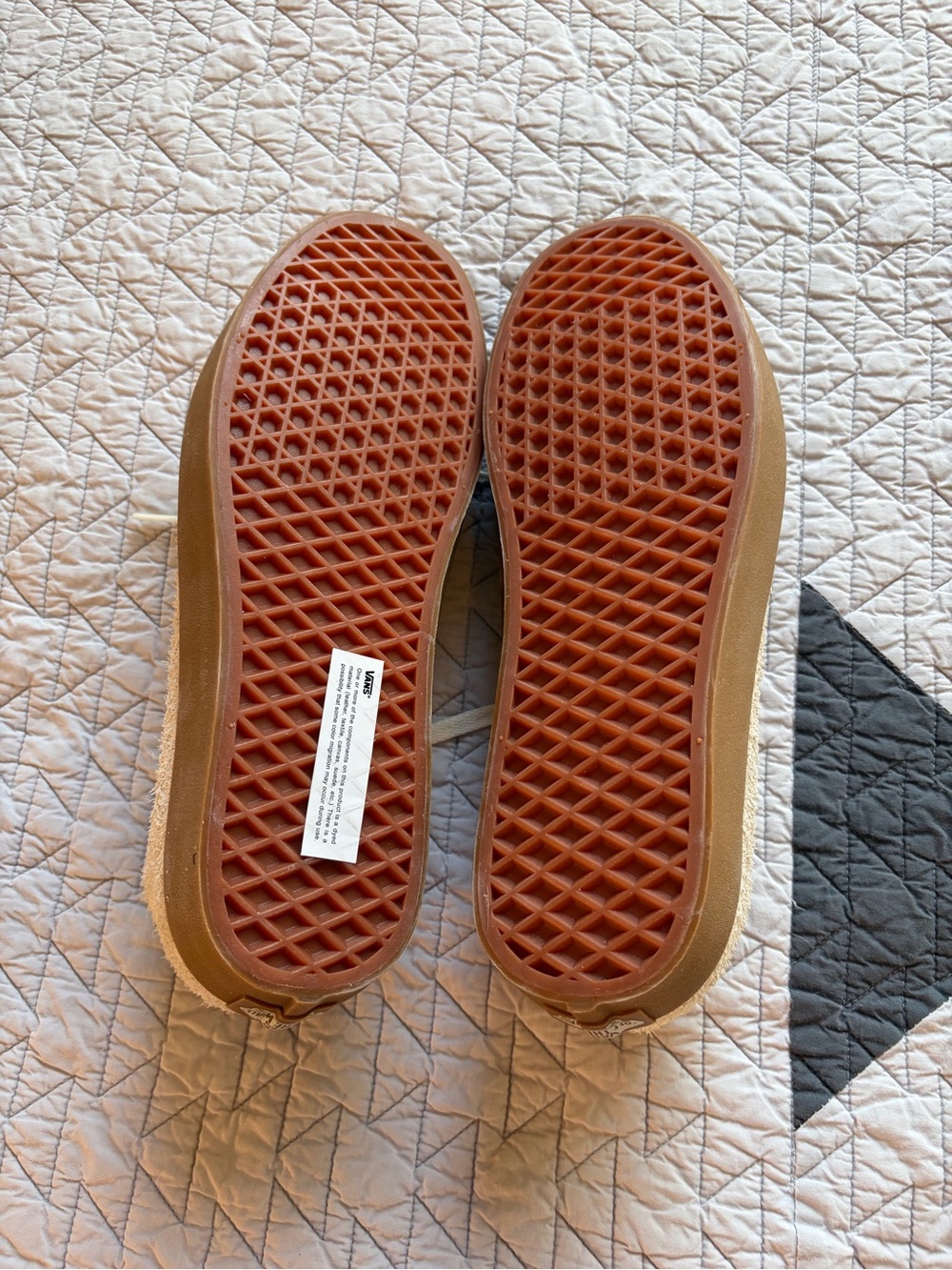 Vans Sport Low Cream Sneakers with Green Accent - Picture 3 of 3